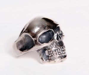 Jane Doe silver skull ring side medium
